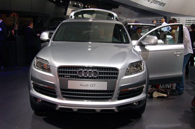 audi_q7_2006_041.jpg