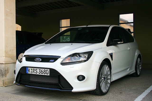 ford_focus_rs_2009_054.jpg