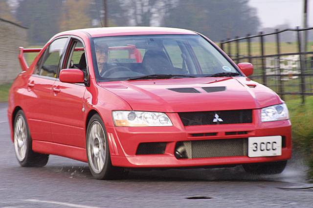 Mitsubishi Evo 7 Wallpaper. Achievable: Mitsubishi EVO