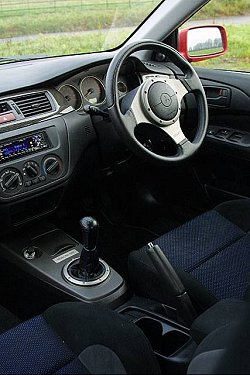 If So Mitsubishi Lancer Evolution Rs 2004 Interior This