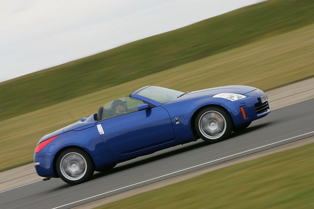 2006 Nissan 350z road test #6