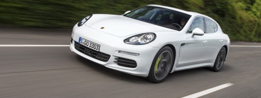 Passenger preview: Porsche Panamera S E-Hybrid. Image by Porsche.