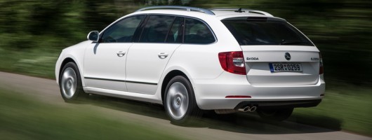 skoda__superb_estate__2013__008_530.jpg