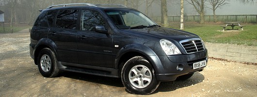 ssangyong rexton interior