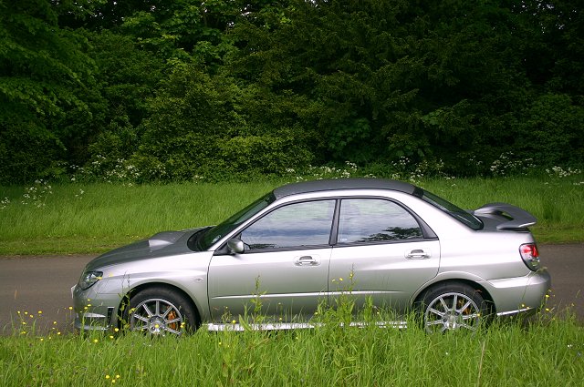http://www.carenthusiast.com/subaru/subaru_impreza2006_040.jpg