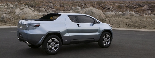Toyota pick-up goes hybrid. Image by Toyota.