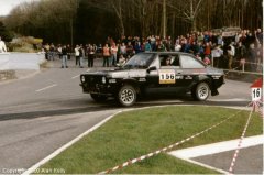 Photograph by Alan Kelly - click for larger image