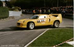 Photograph by Alan Kelly - click for larger image