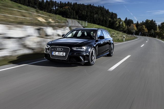 Audi RS 4 - unlimited. Image by ABT.