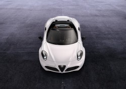 2014 Alfa Romeo 4C Spider. Image by Alfa Romeo.