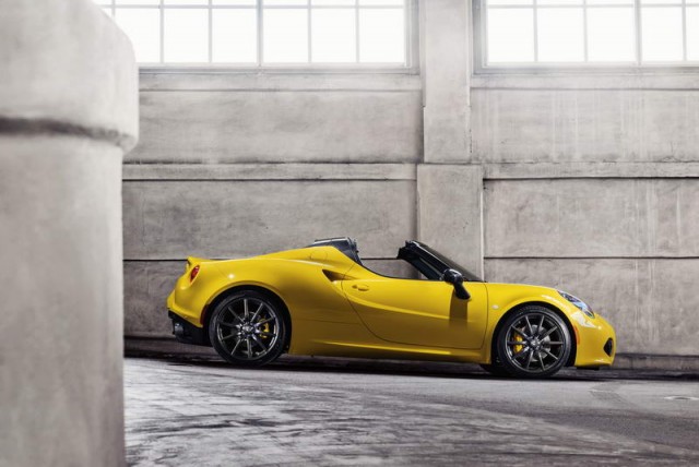 Alfa 4C Spider is official. Image by Alfa Romeo.