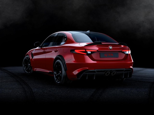 Alfa announces phenomenal Giulia GTA. Image by Alfa Romeo.