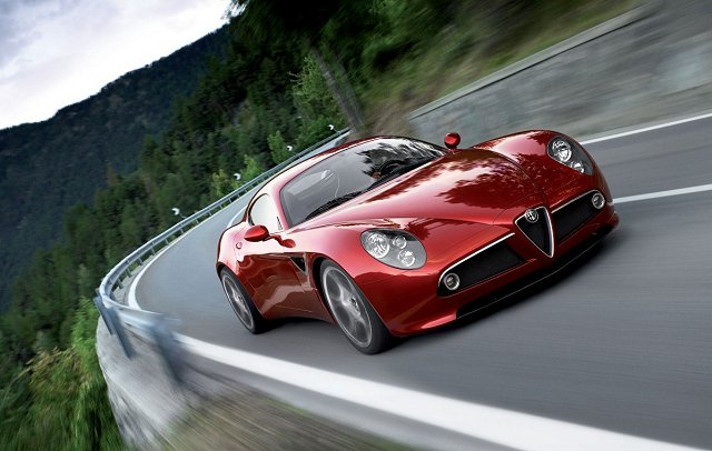 Alfa 8C makes debut in UK. Image by Alfa Romeo.