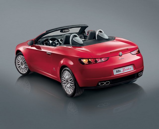 Alfa Romeo widens its sportscar net with new Spider. Image by Alfa Romeo.