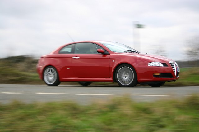 2004 Alfa Romeo GT review. Image by Shane O' Donoghue.
