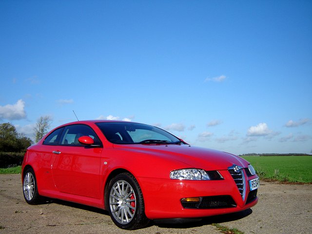 2004 Alfa Romeo GT V6 review. Image by James Jenkins.