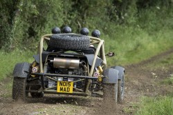 2015 Ariel Nomad. Image by Max Earey.