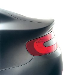 2005 Aston Martin V8 Vantage. Image by Aston Martin.