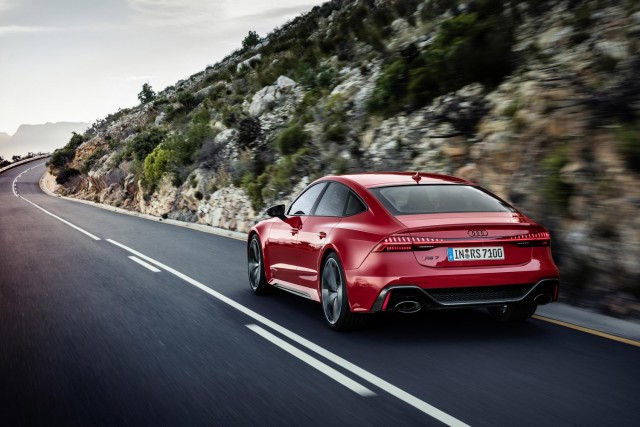 Audis RS 7 comes with 600hp V8 turbo. Image by Audi AG.