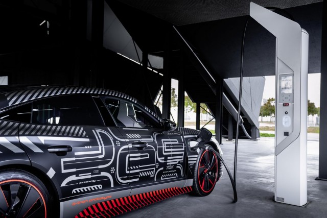 Audi e-tron GT passenger ride. Image by Audi AG.