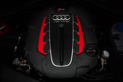 2013 Audi RS 6 Avant. Image by Audi.