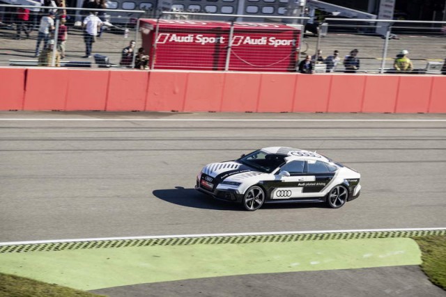 Audi RS 7 completes automated racing lap. Image by Audi.