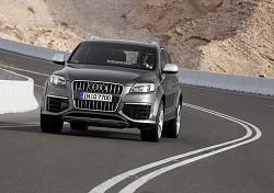 2009 Audi Q7 V12 TDI. Image by Audi.