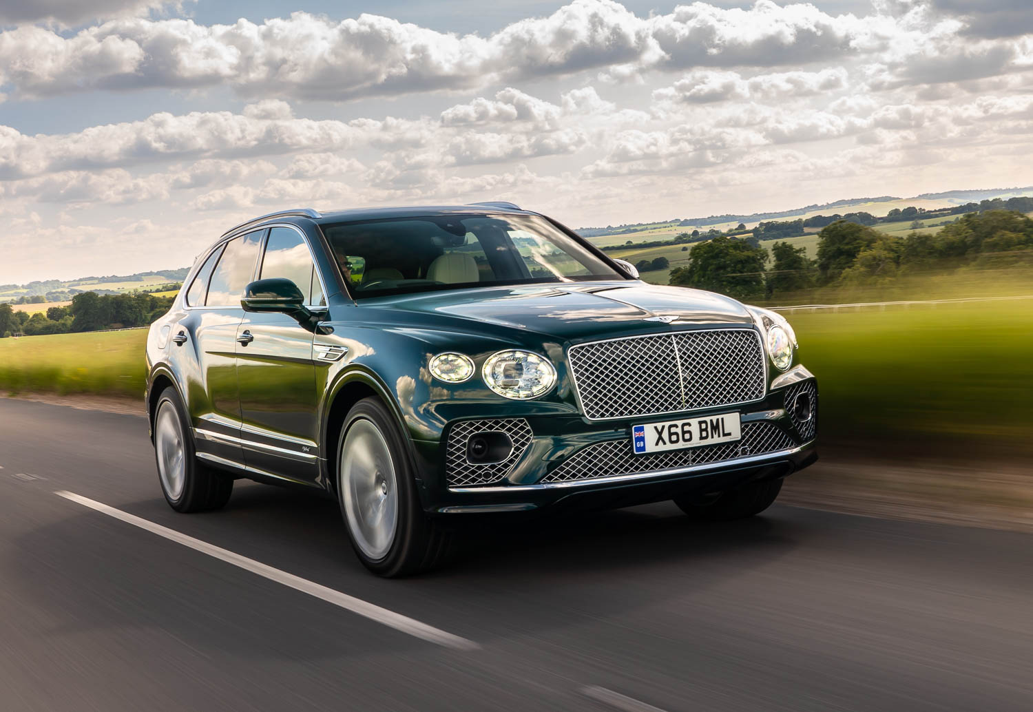 First drive: Bentley Bentayga Hybrid. Image by Bentley.