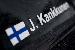 We drive Juha Kankkunen's ice speed record Bentley Continental Supersports Convertible. Image by Dominic Fraser.