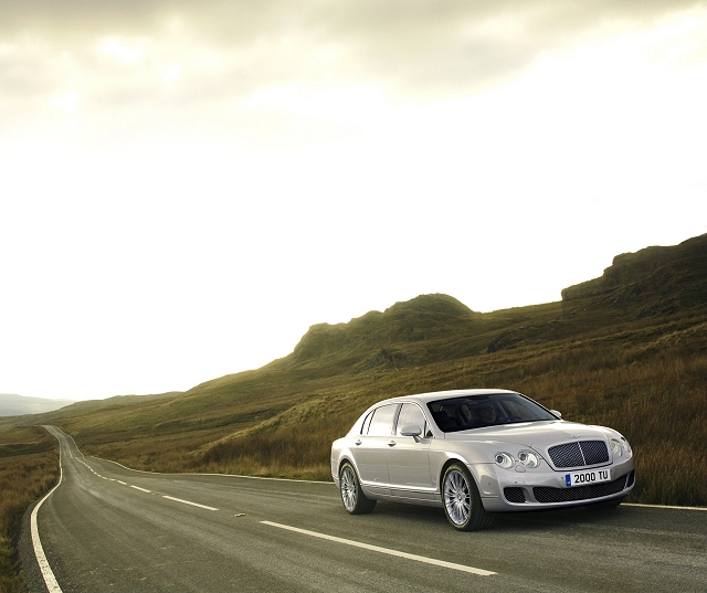 New 200mph Bentley Speed saloon. Image by Bentley.