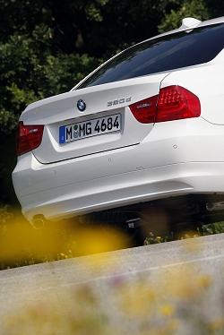 2010 BMW 320d EfficientDynamics saloon. Image by BMW.