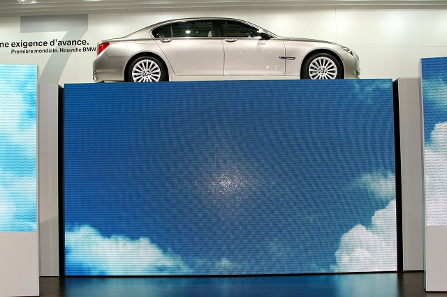 Review: BMW at the 2008 Paris Motor Show. Image by Syd Wall.