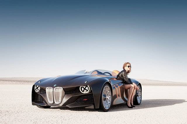 BMW tribute to classic 328. Image by BMW.