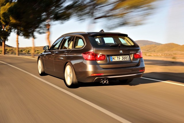 New BMW 3 Series Touring available to order. Image by BMW.