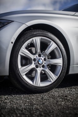 2012 BMW 330d Luxury Touring. Image by BMW.