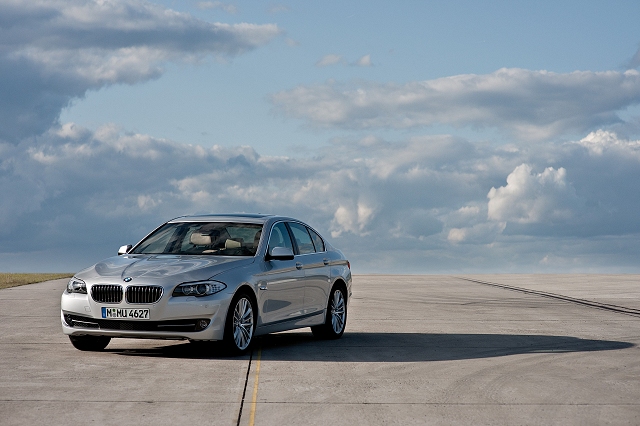 Three-cylinder BMW 5 Series on the cards. Image by BMW.