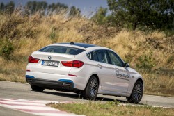 2015 BMW 5 Series Gran Turismo hydrogen fuel cell prototype. Image by BMW.