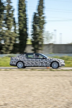 2015 BMW 7 Series pre-production prototype. Image by BMW.