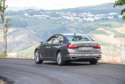 2015 BMW 750Li xDrive. Image by BMW.