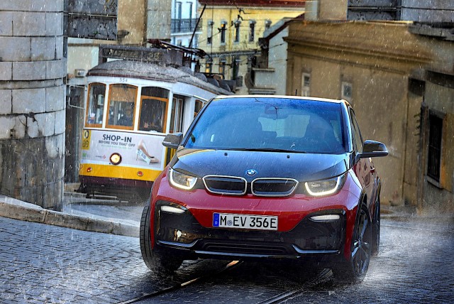 BMW i3s gives faster TCS to all models. Image by BMW.