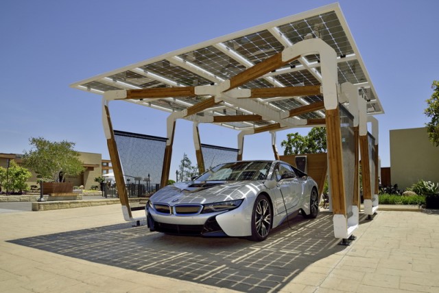 Star power for BMW i3 and i8. Image by BMW.