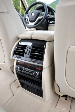 2013 BMW X5 xDrive30d. Image by BMW.