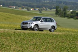 2015 BMW X5 xDrive40e. Image by BMW.