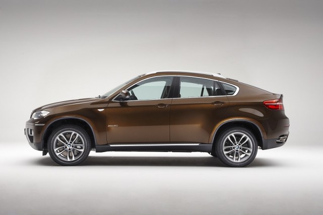 BMW X6 gets a mid-life makeover. Image by BMW.