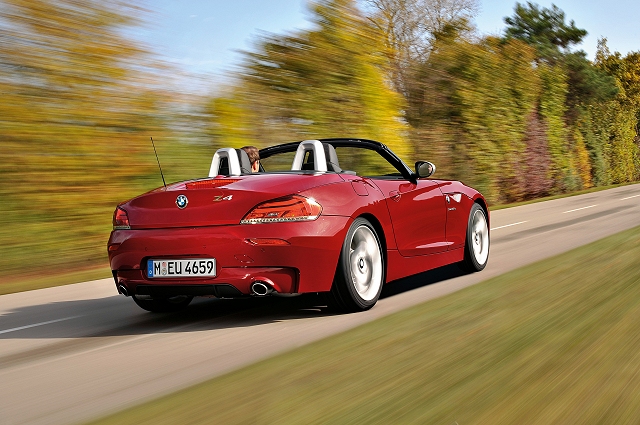 Video: BMW Z4 sDrive35is. Image by BMW.