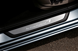 2010 BMW ActiveHybrid 7. Image by BMW.