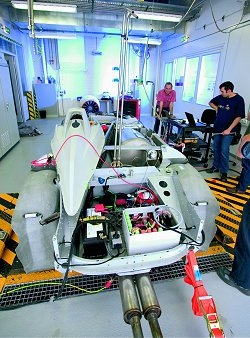 2004 BMW Hydrogen powered record-breaker. Image by BMW.