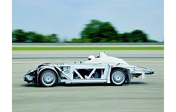 2004 BMW Hydrogen powered record-breaker. Image by BMW.