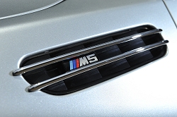 2009 BMW M5. Image by Max Earey.