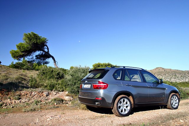 The new BMW X5: better, or just bigger? Image by Will Nightingale.